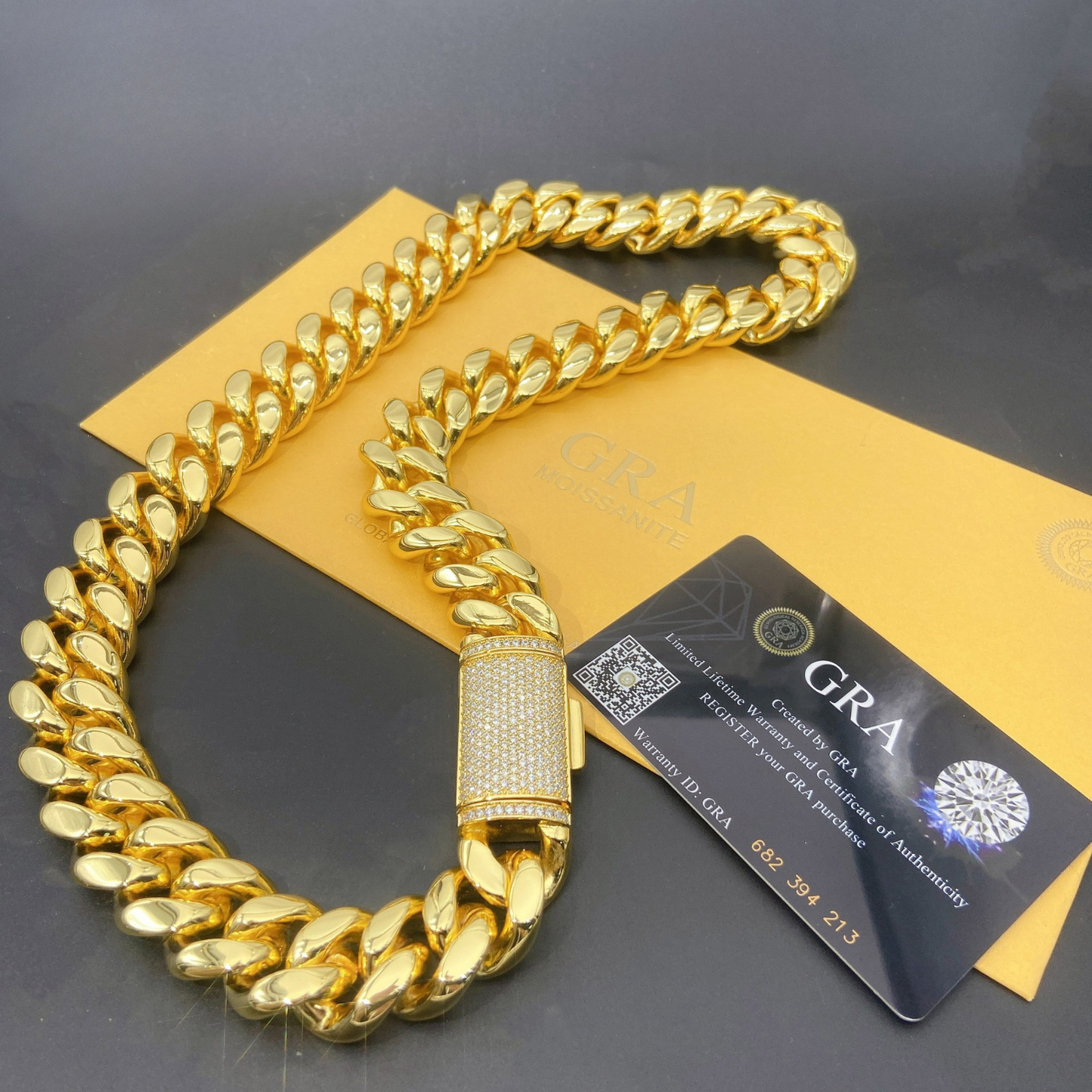 VVS MOISSANITE ICED OUT LOCK CUBAN CHAIN/BRACELET