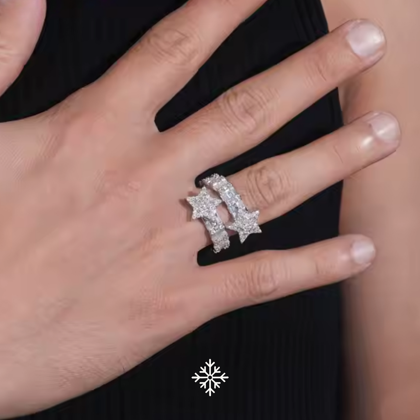 VVS Moissaniteb Star-Ended Bypass Ring