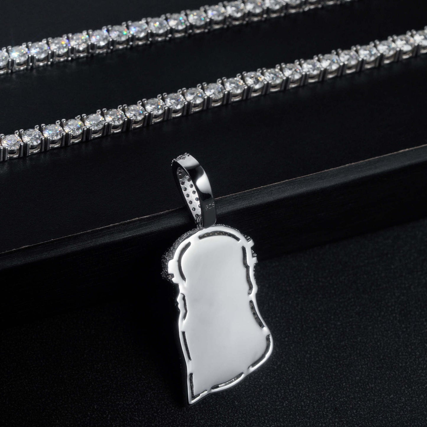 VVS Moissanite Jesus Piece