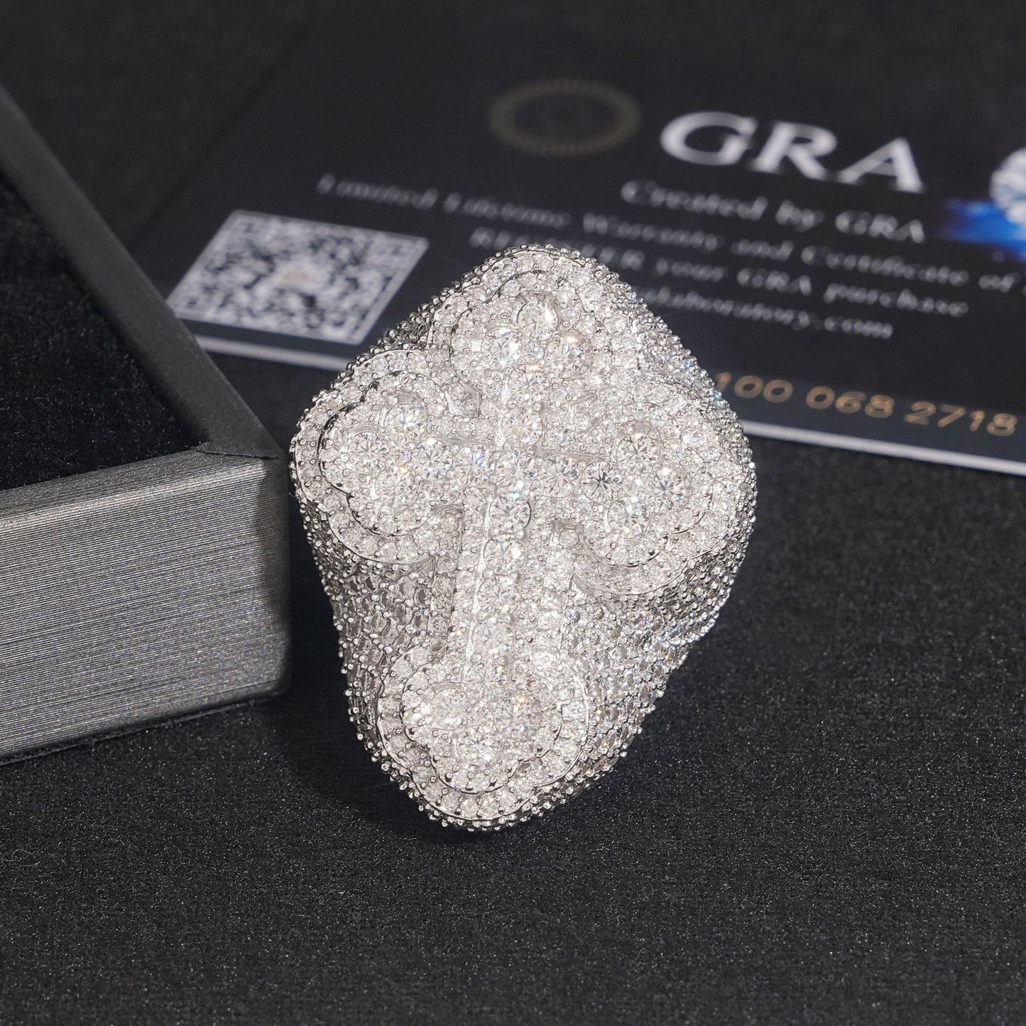 VVS MOISSANITE CROSS RING