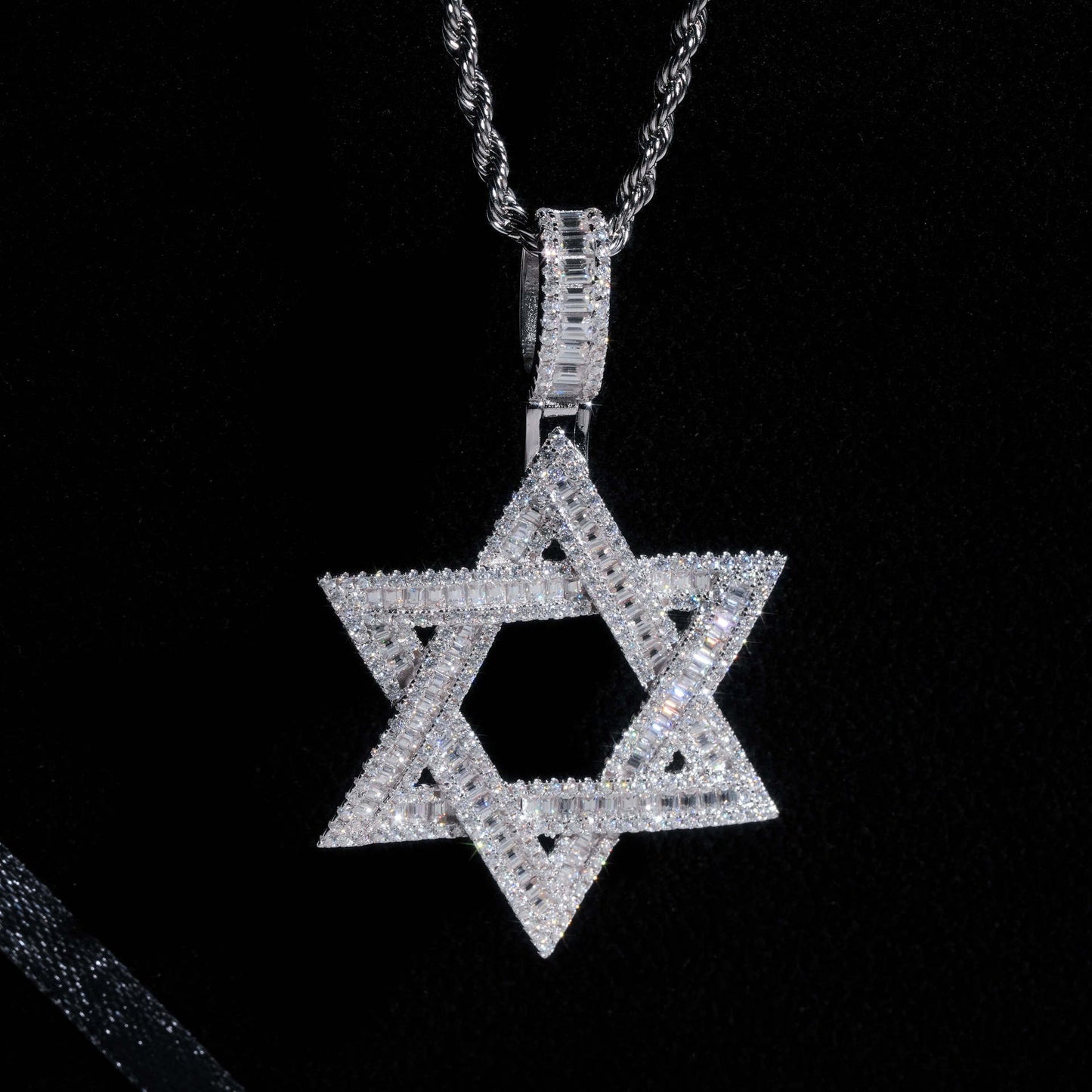 VVS MOISSANITE STAR OF DAVID PENDANT