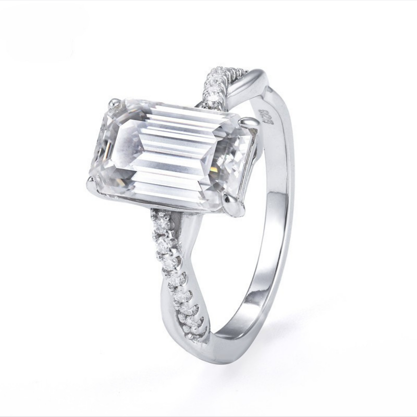 VVS Moissanite Emerald-Cut Twisted Pavé Band