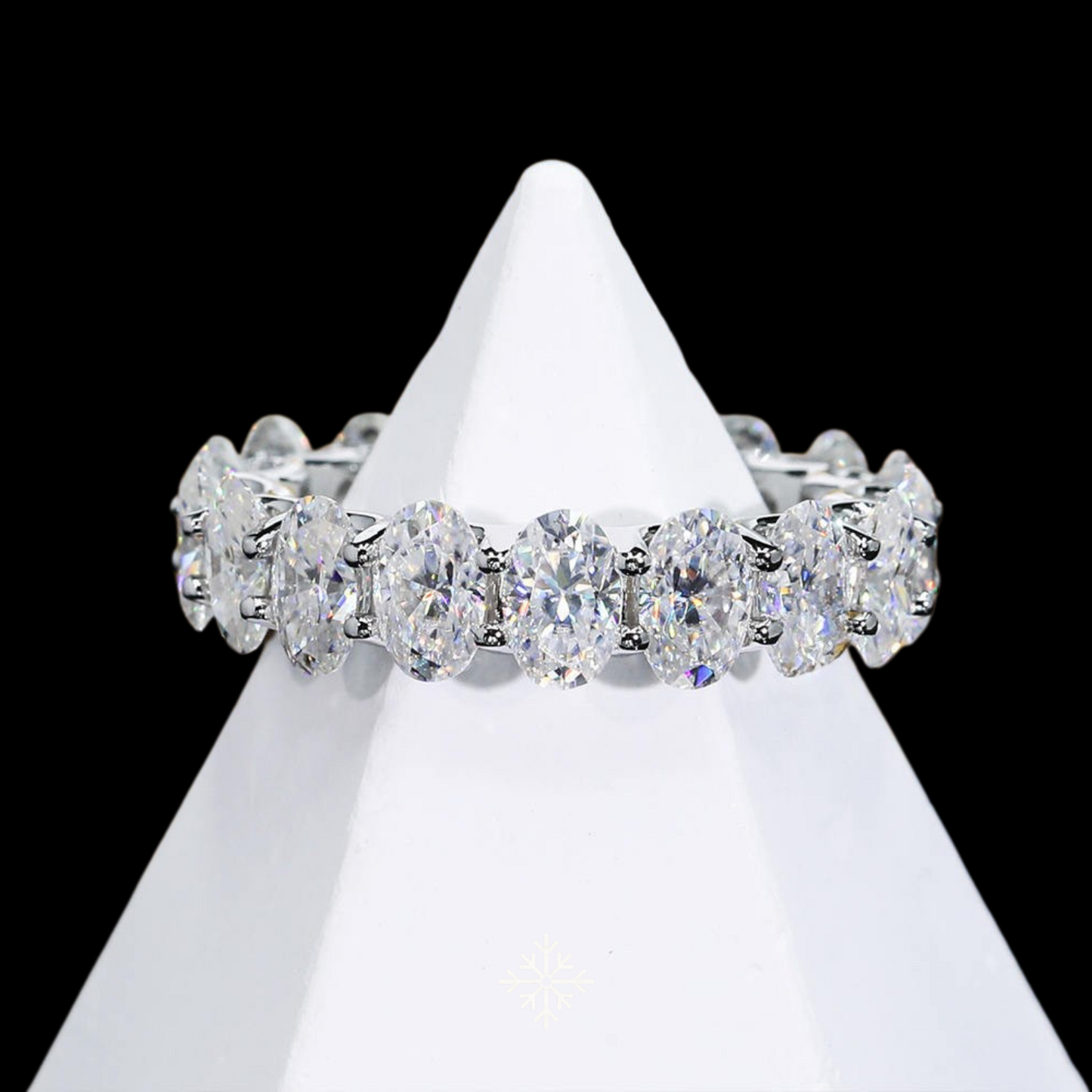 VVS Moissanite Ovel-Cut Eternity Band Ring