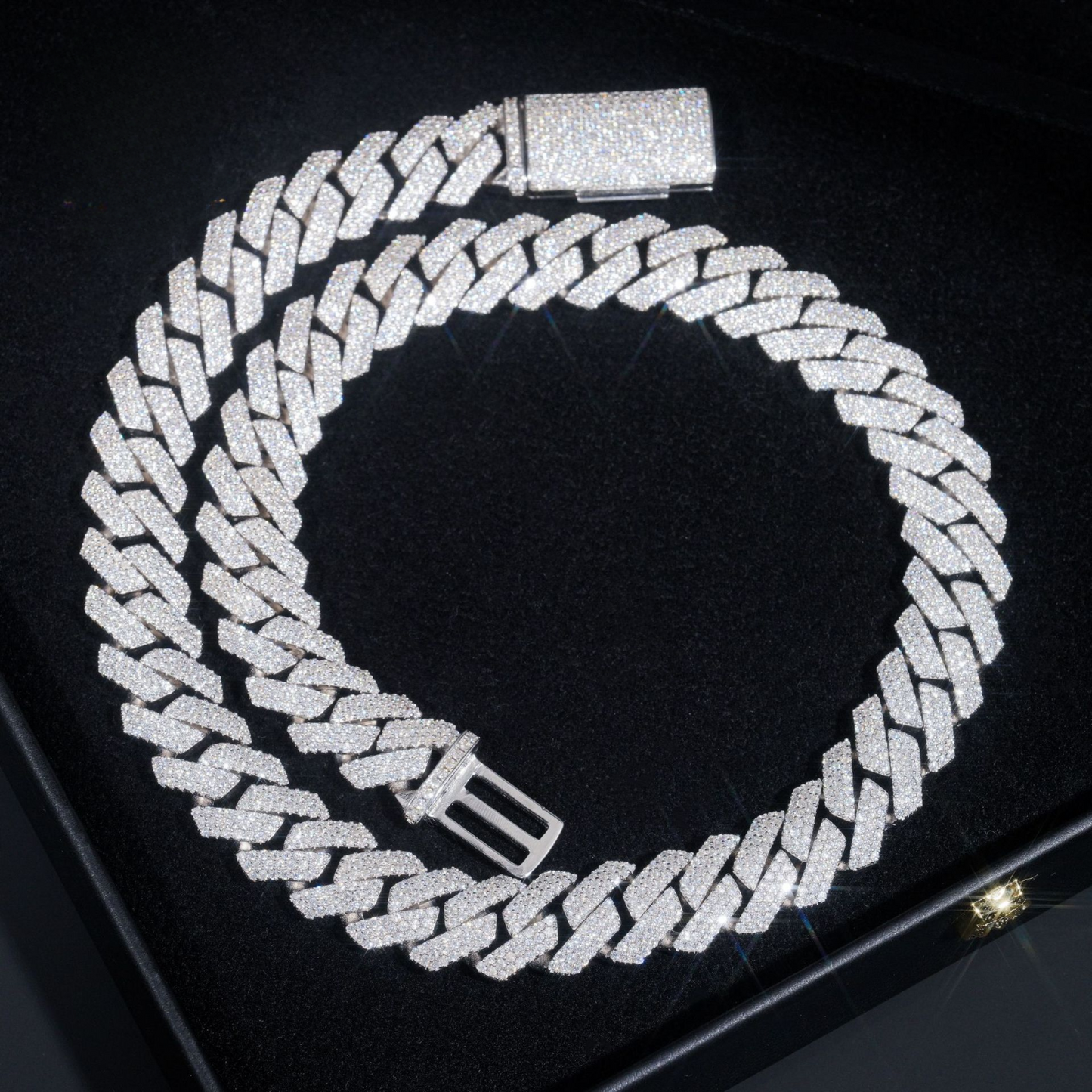 VVS MOISSANITE CUBAN CHAIN (ALL SIZES)