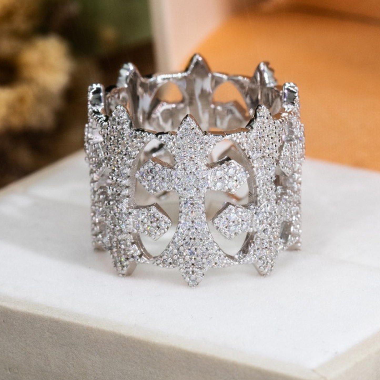 VVS MOISSANITE ROYAL CROSS RING