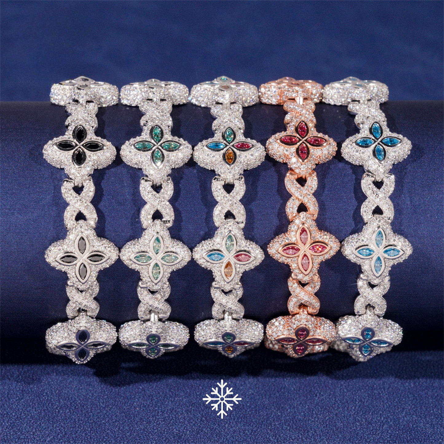 VVS MOISSANITE FOUR-LEAF CLOVER BRACELET