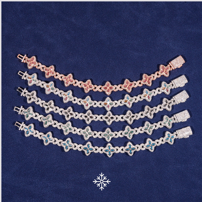 VVS MOISSANITE FOUR-LEAF CLOVER BRACELET