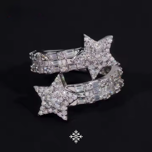 VVS Moissaniteb Star-Ended Bypass Ring