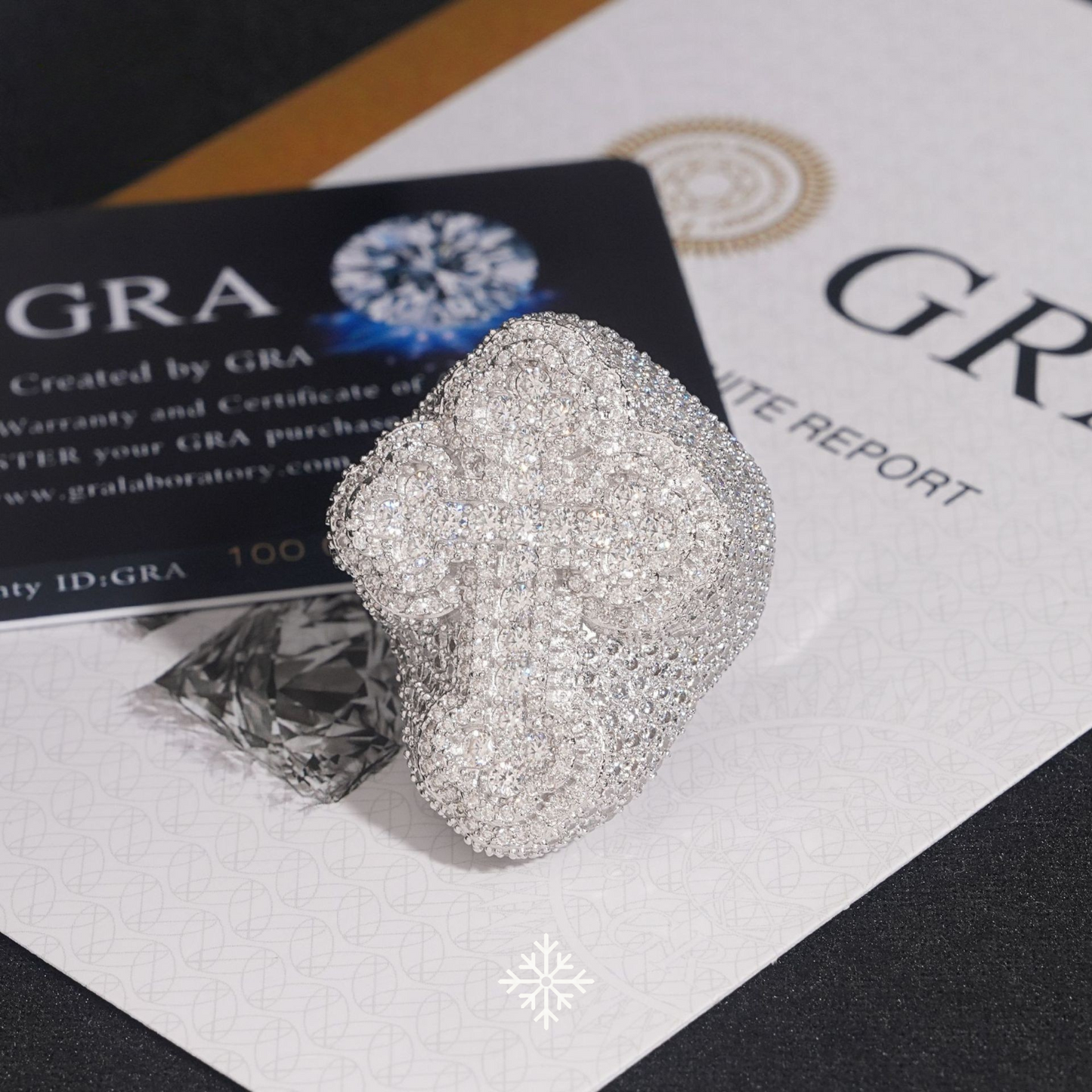 VVS MOISSANITE CROSS RING