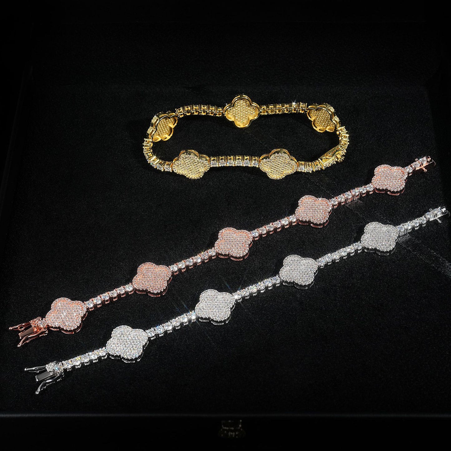 VVS MOISSANITE ALHAMBRA BRACELET/CHAIN