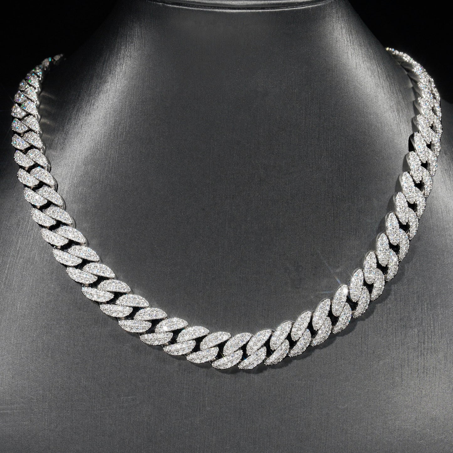 VVS MOISSANITE PRONG CUBAN CHAIN/BRACELET