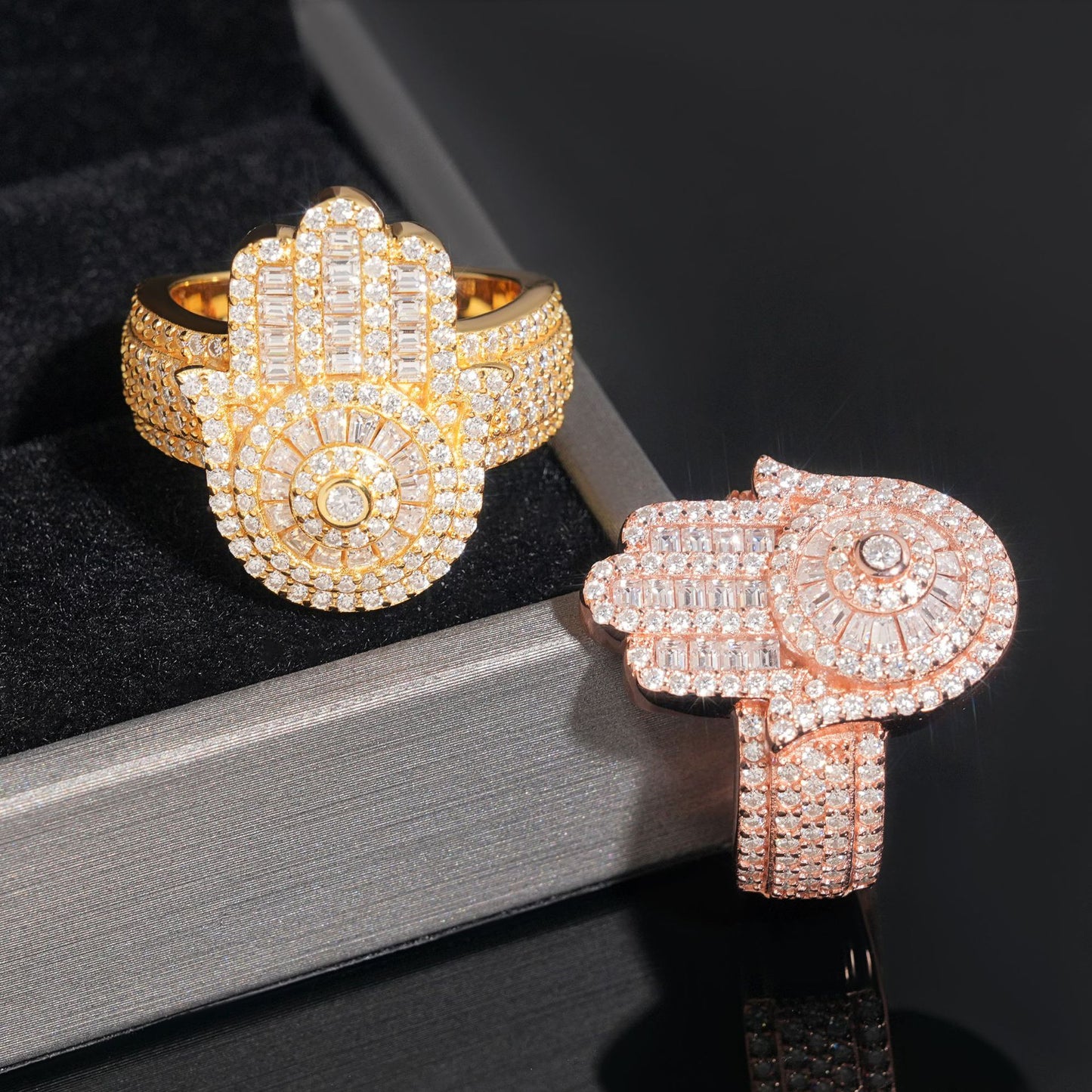 VVS MOISSANIE HAMSA RING