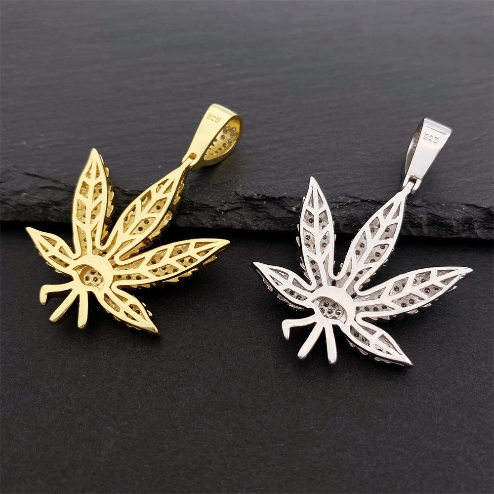 VVS MOISSANITE LEAF PENDANT