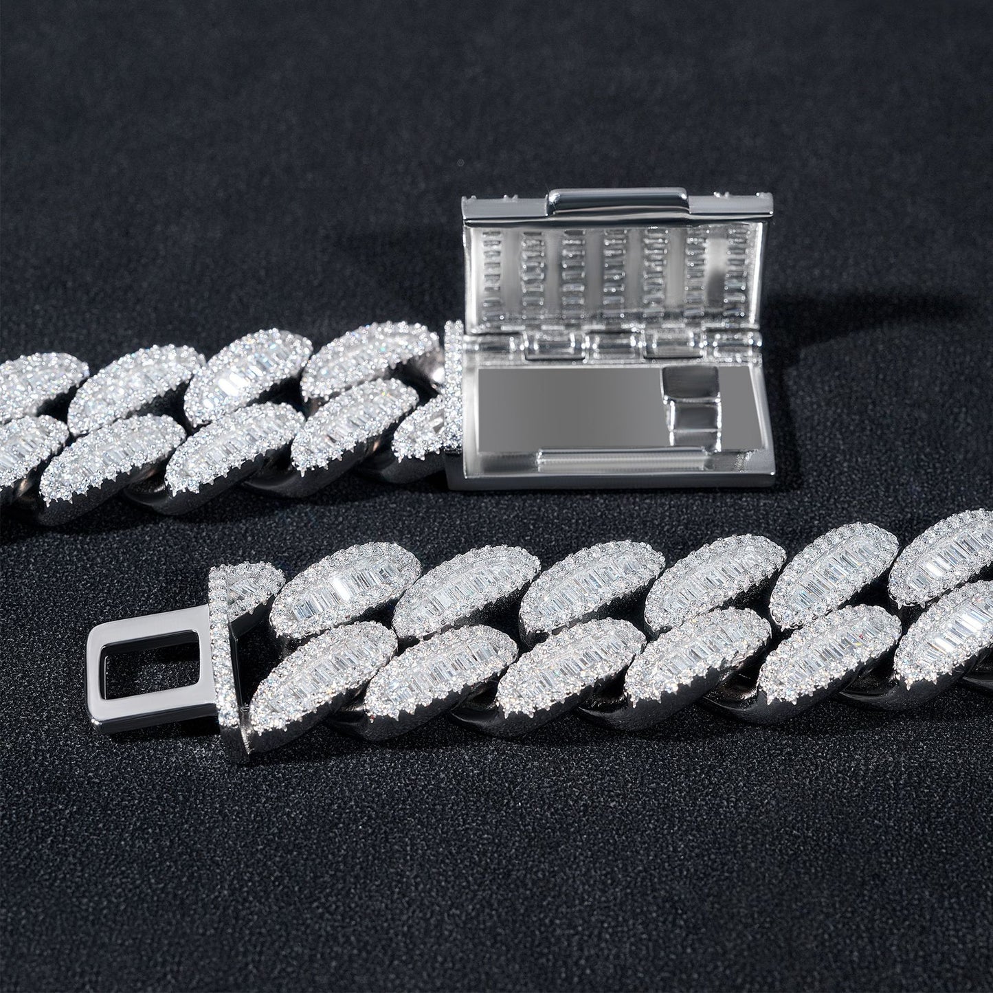 VVS MOISSANITE 20MM BAGUETTE CUBAN CHAIN/BRACELET