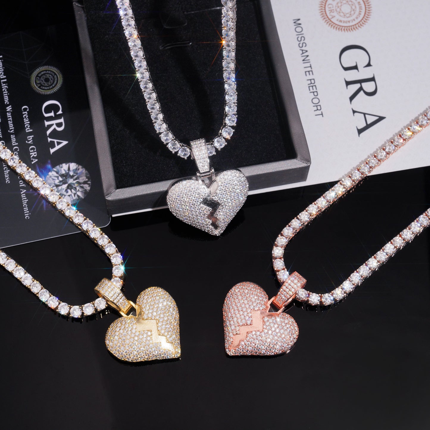 VVS MOISSANITE BROKEN HEART PENDANT