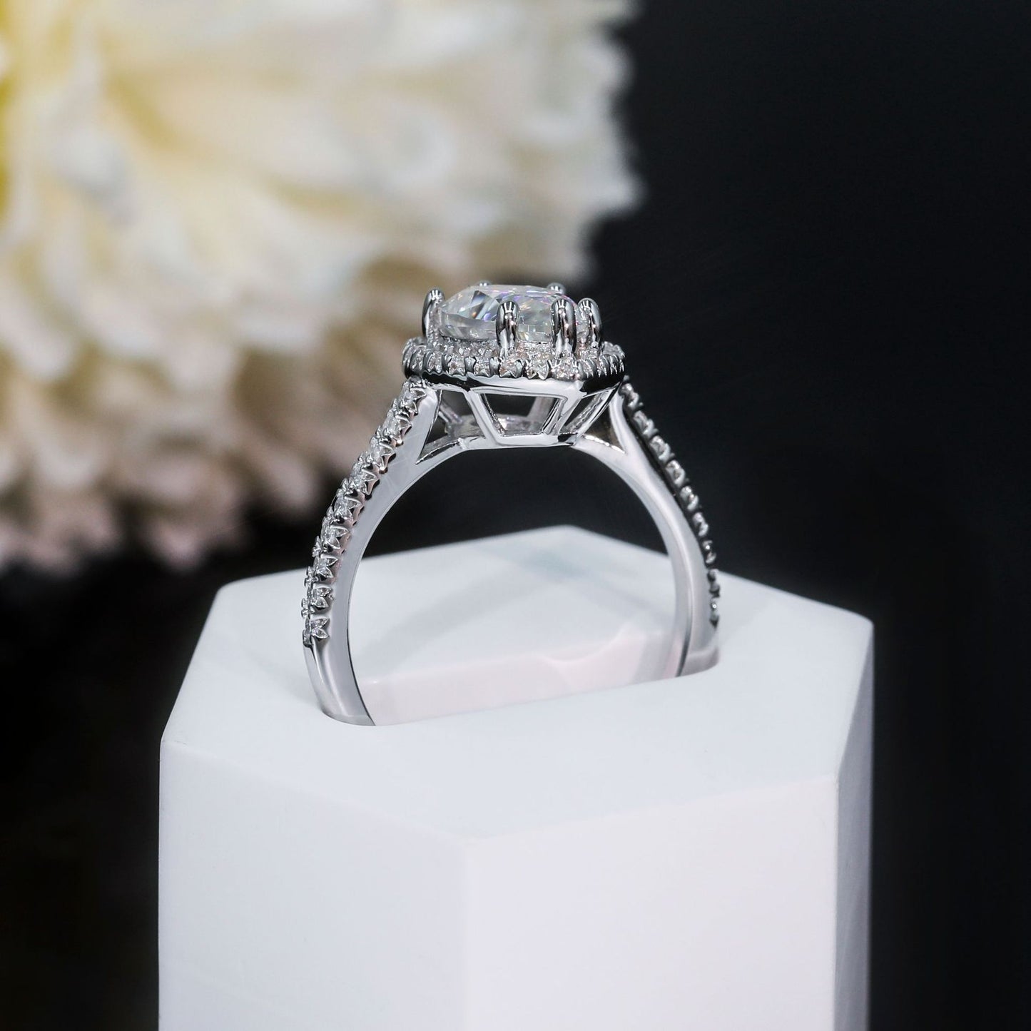 VVS Moissanite Pear-Cut Halo Pavé Ring