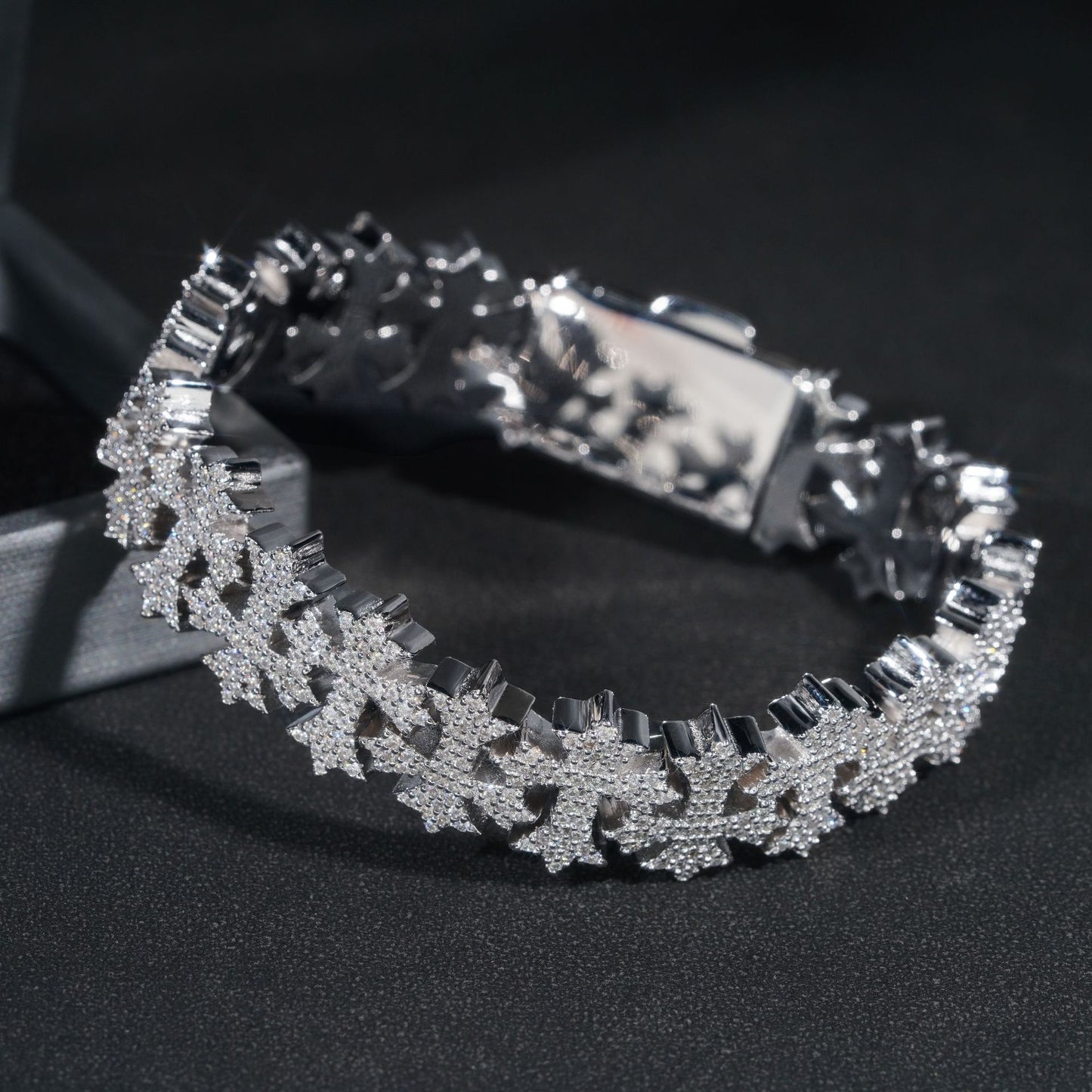 VVS MOISSANITE CROSS LINK BRACELET/CHAIN