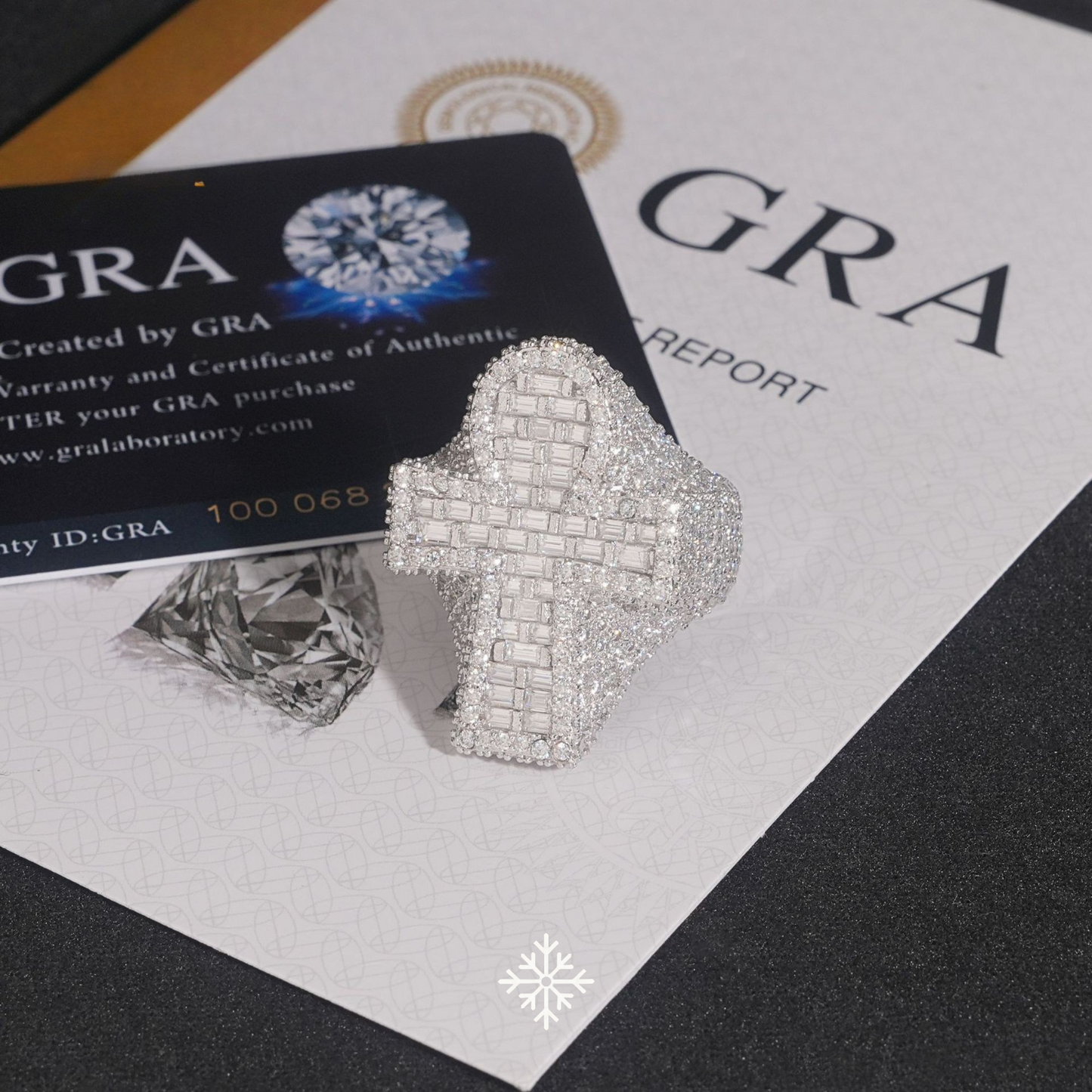 VVS MOISSANITE CROSS RING