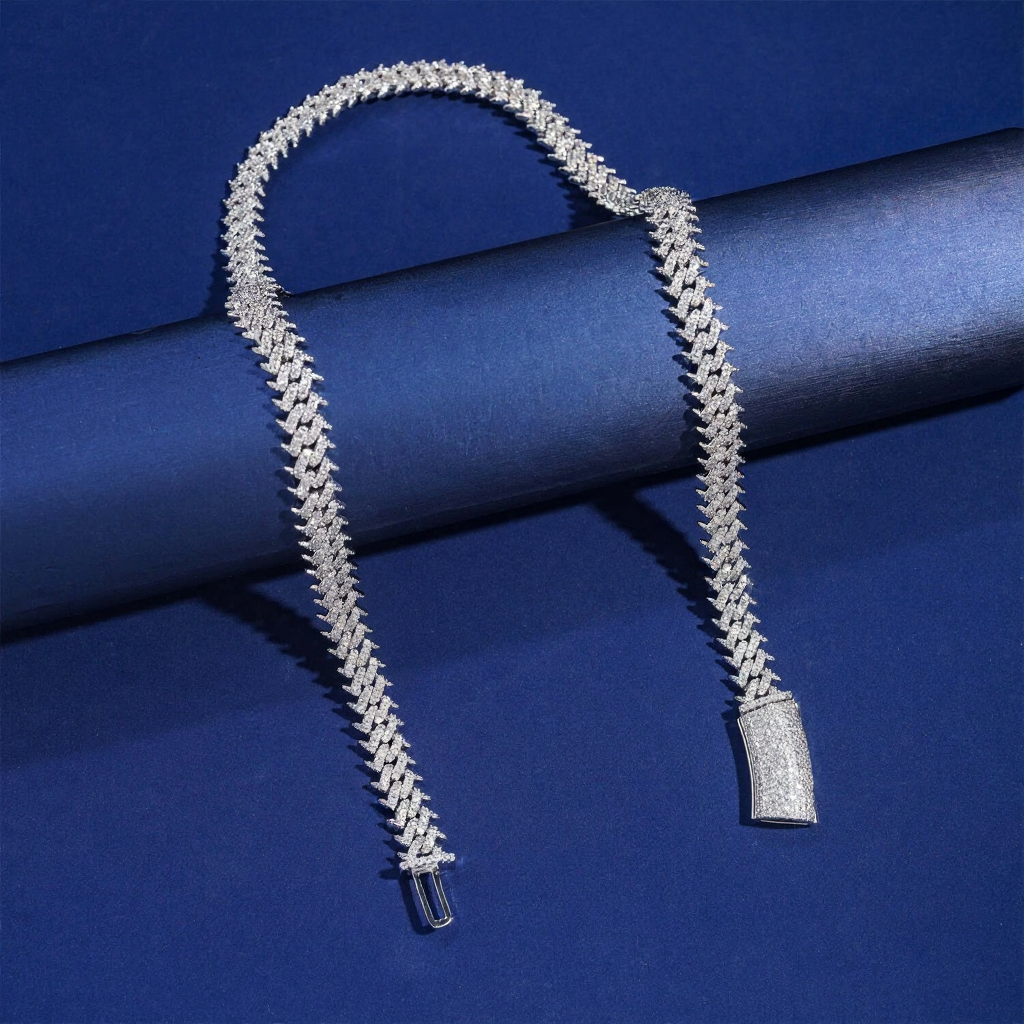 Fashion 10MM Moissanite Thorny Necklace