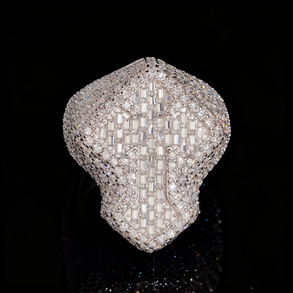 ZUANFA Iced Out Moissanite Cross Ring