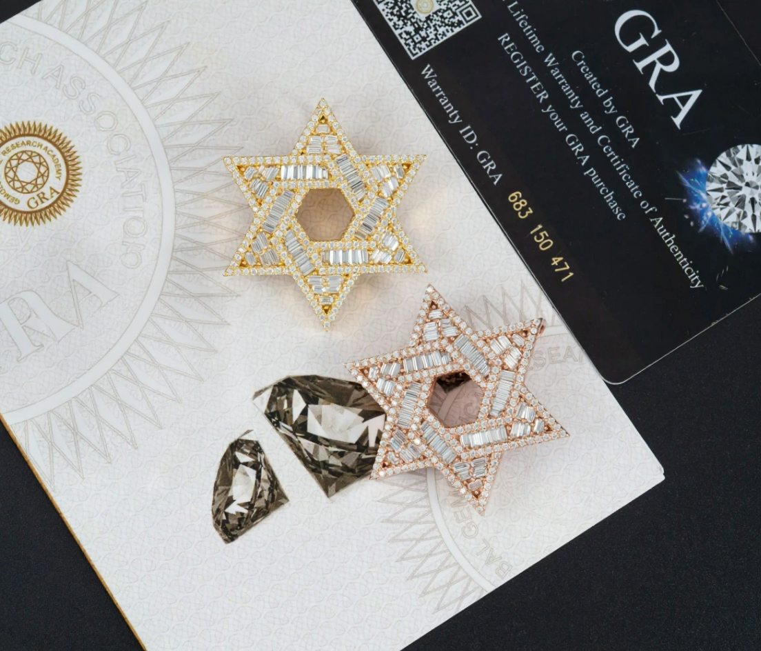 High End Hip Hop Star Moissanite Pendant 18k Gold