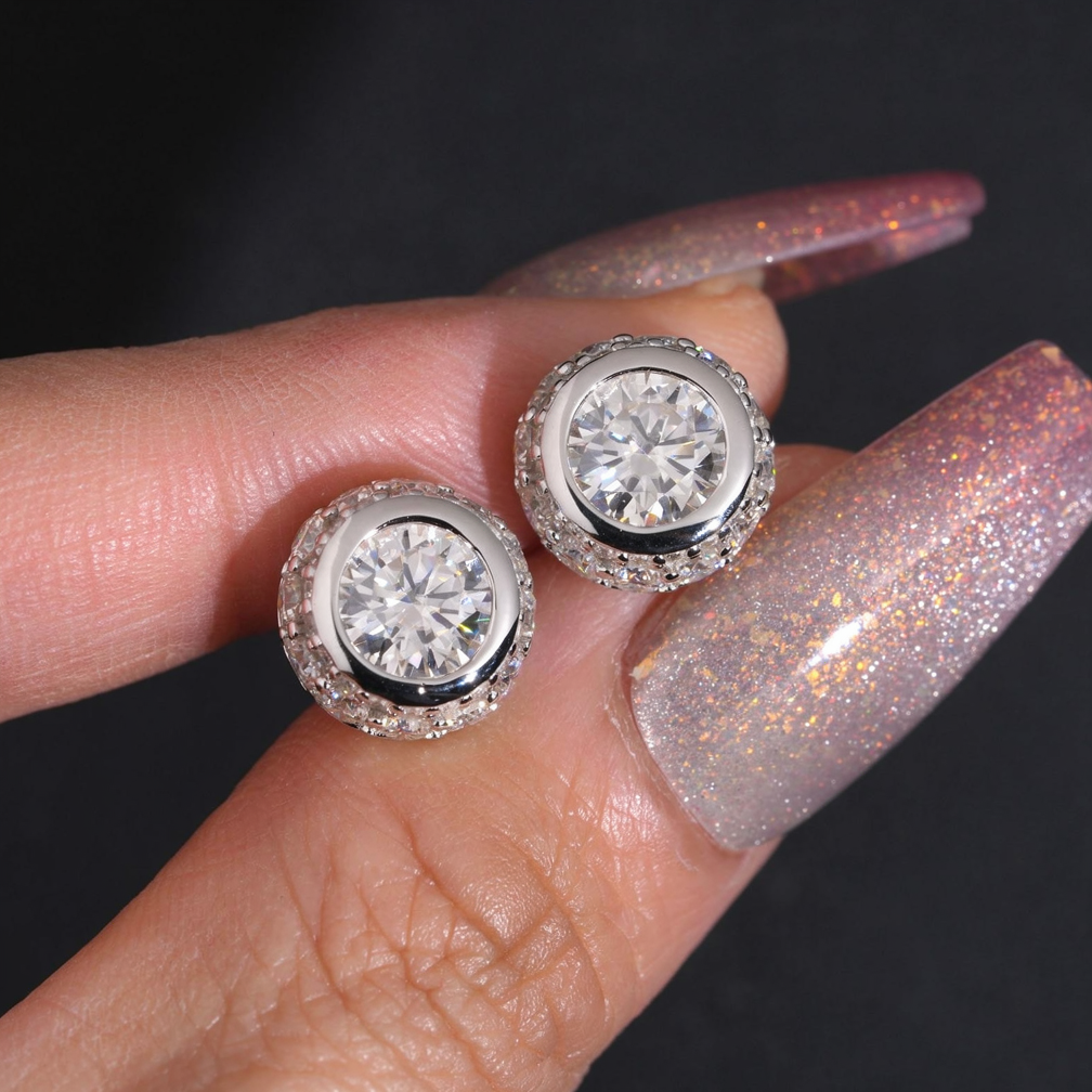 6.5mm Center Stone Bezel Setting Moissanite Earrings
